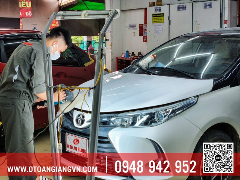 BÍ QUYẾT LÀM MỚI XE CỦA BẠN: ĐÁNH BÓNG & PHỦ CERAMIC CHUYÊN NGHIỆP TẠI GARAGE Ô TÔ AN GIANG