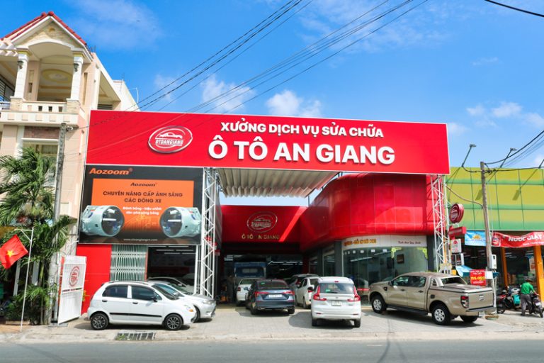 Nâng Tầm Ánh Sáng – Độ Đèn Ô Tô Long Xuyên Chất Lượng Cao Tại Garage Ô Tô An Giang