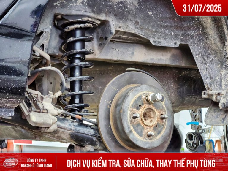 Thay Thế Phụ Tùng Ô Tô Chuyên Nghiệp Tại Long Xuyên: Nâng Tầm Xế Yêu Của Bạn