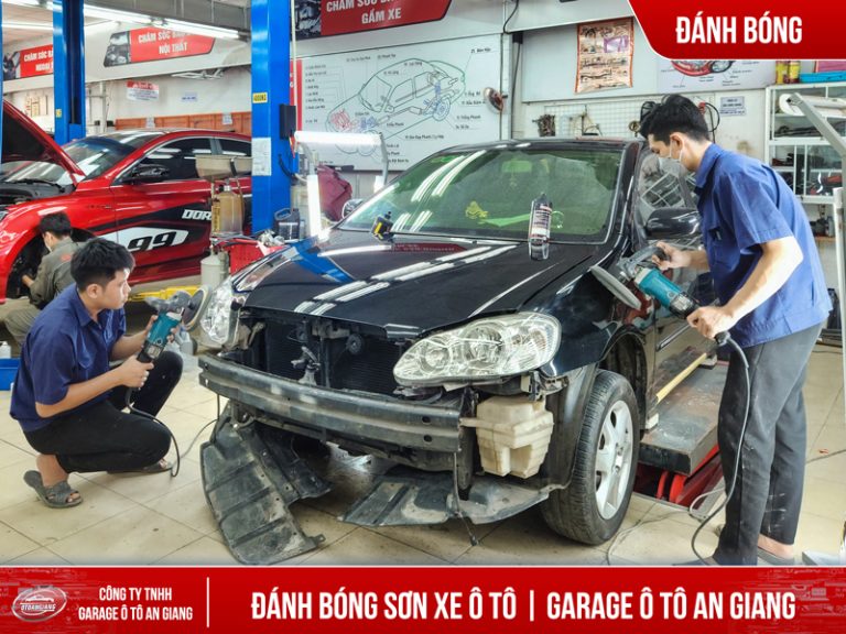 Đánh Bóng Ô Tô Tại An Giang: Lấy Lại Vẻ Đẹp Sang Trọng Cho Xe Của Bạn