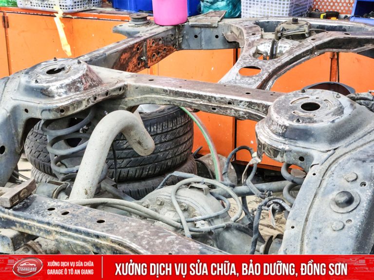 Làm Đồng, Xử Lý Rỉ Sét Ô Tô Chuyên Nghiệp Tại An Giang – Garage Ô Tô An Giang: Giải Pháp Toàn Diện Cho Xế Yêu Của Bạn!